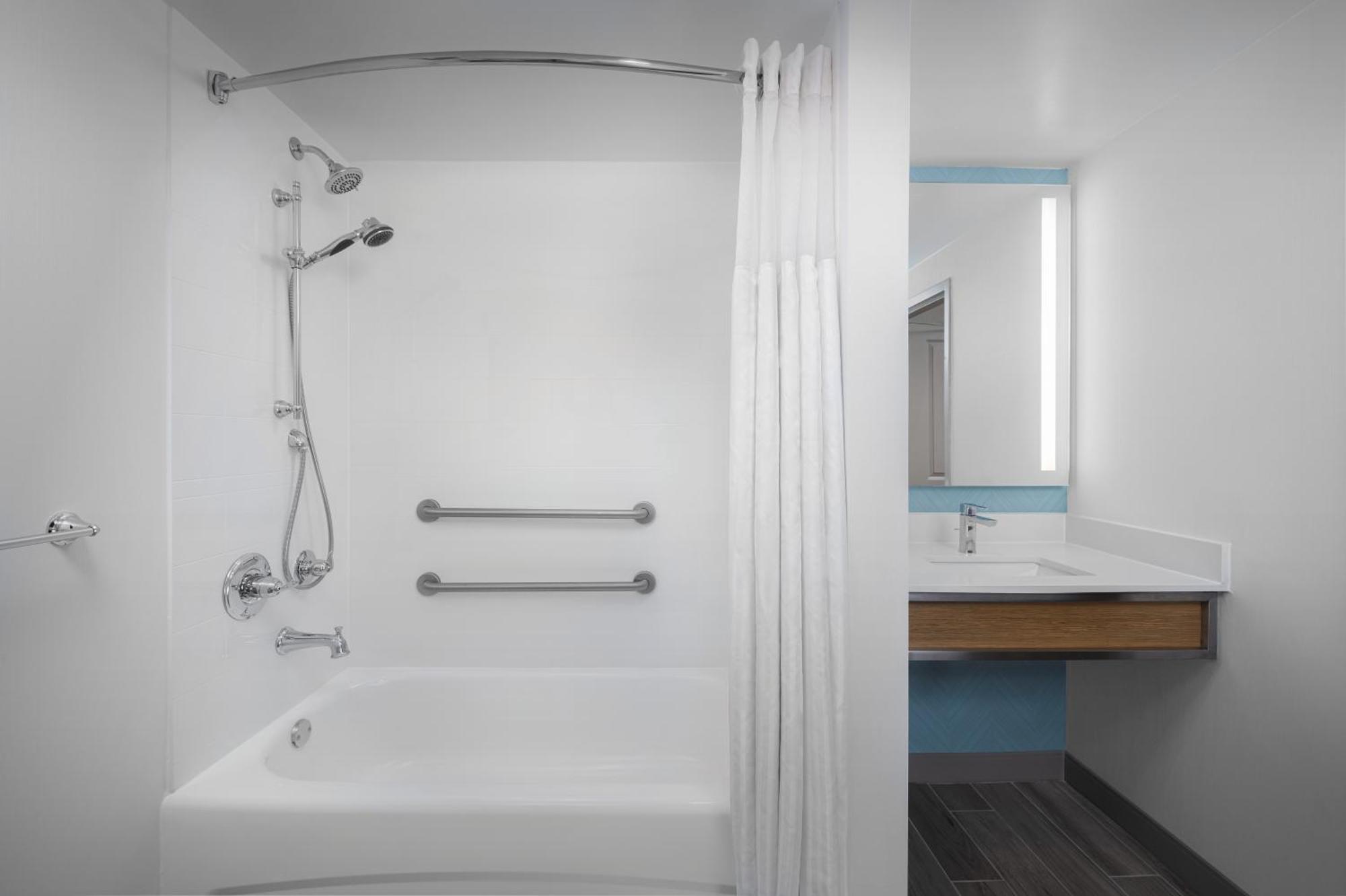 Hilton Garden Inn ןילקס-בארה מראה חיצוני תמונה