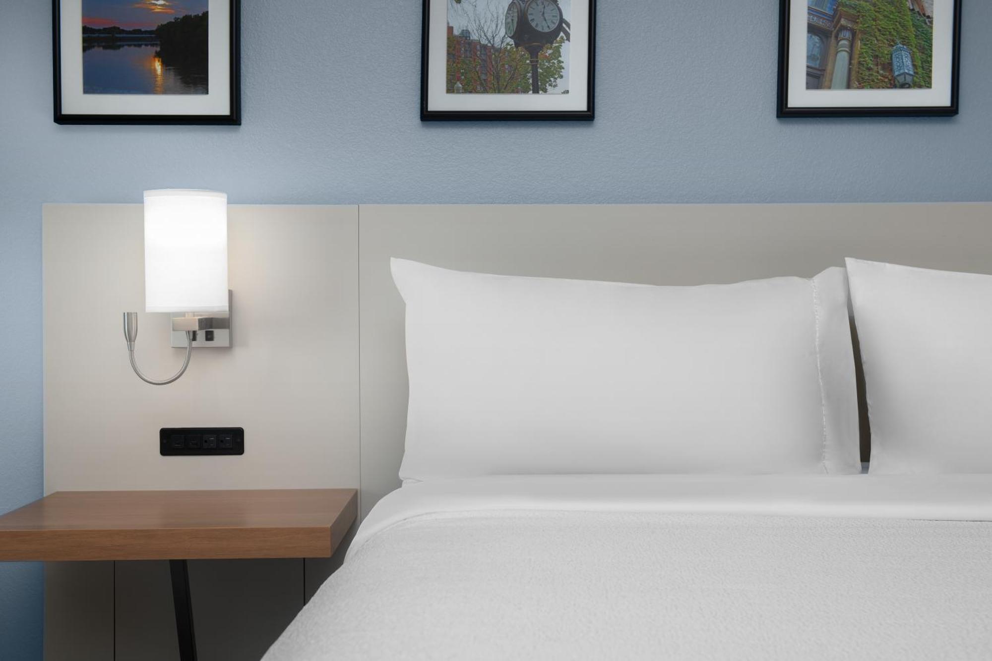 Hilton Garden Inn ןילקס-בארה מראה חיצוני תמונה