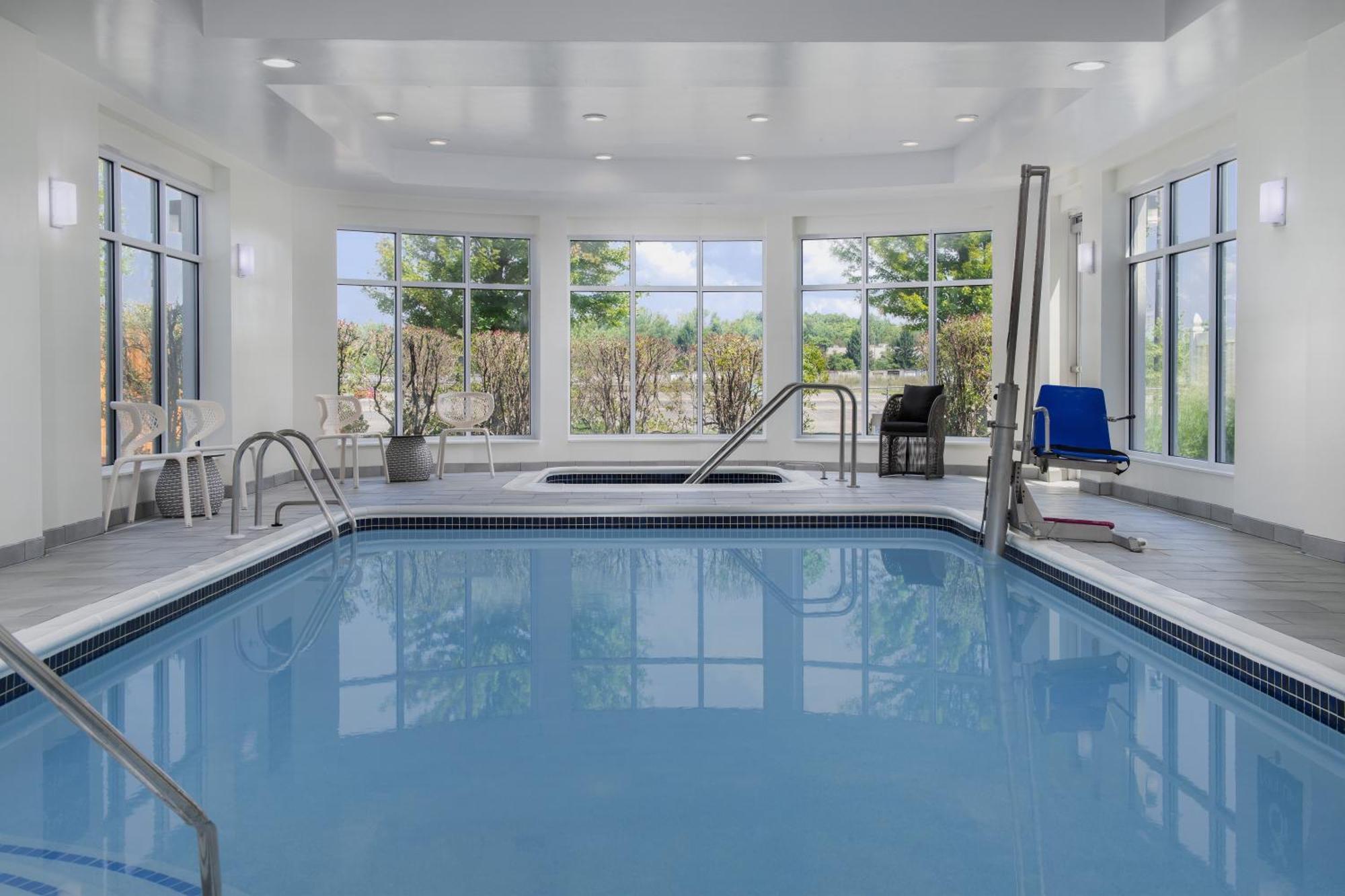 Hilton Garden Inn ןילקס-בארה מראה חיצוני תמונה